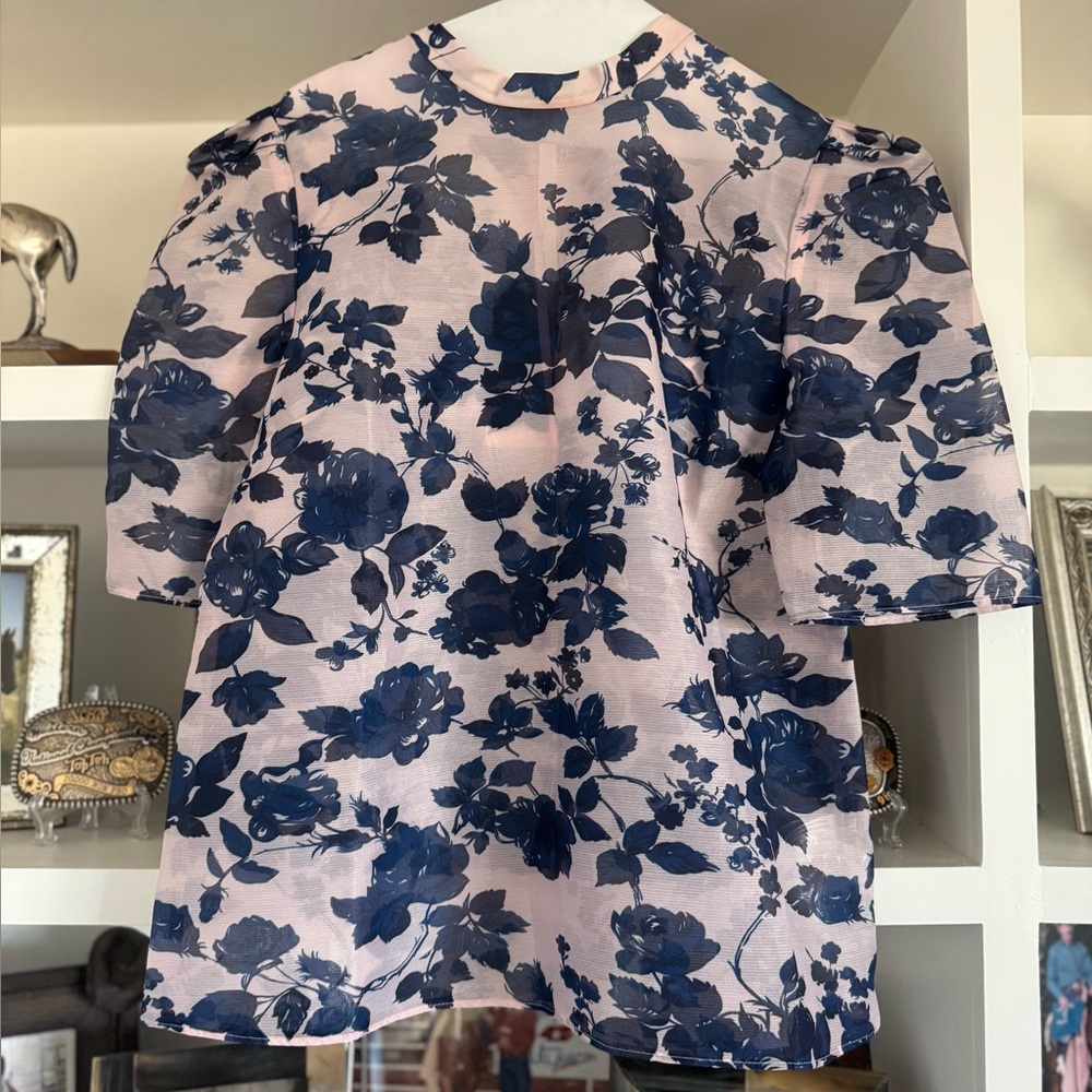 KEEPSAKE the Label NWT Short Sleeve Halo Top